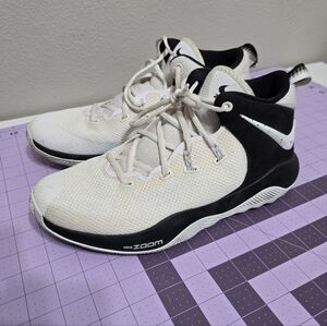 Nike Zoom Rev II TB basketball shoes  Sneakers Size 9.5 Mens